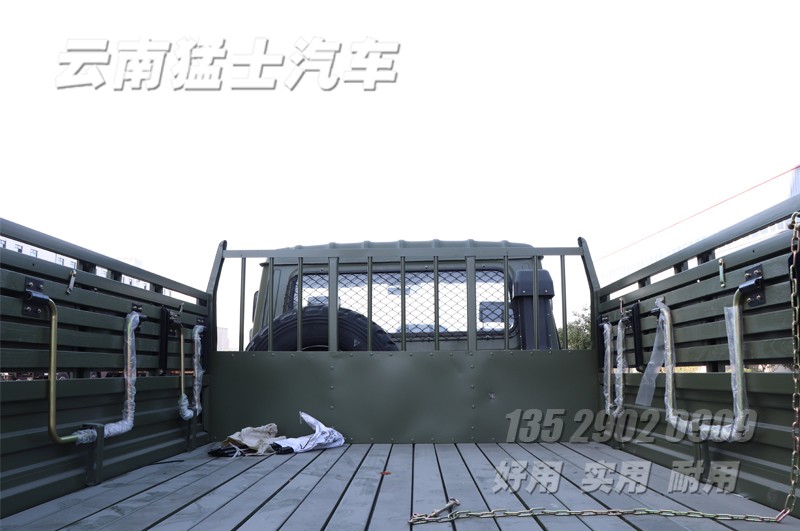 東風(fēng)四驅(qū)越野卡車(chē),東風(fēng)153越野車(chē),EQ2070G載貨汽車(chē),東風(fēng)軍車(chē),越野專用車(chē)