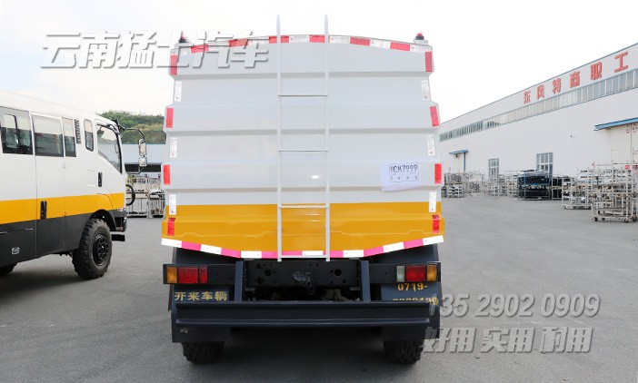 六驅(qū)越野專用車,救援搶險(xiǎn)車,油料運(yùn)輸車,特種客車,工程加運(yùn)油車,3立方加油車