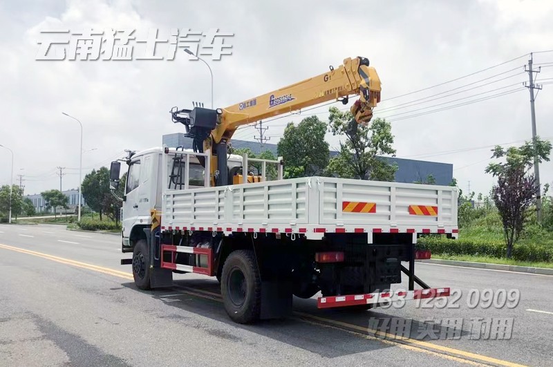 東風(fēng)隨車(chē)吊,7T徐工吊機(jī),東風(fēng)華神隨車(chē)吊,7000kg隨車(chē)起重運(yùn)輸車(chē),隨車(chē)吊使用方法,四驅(qū)吊車(chē),徐工直臂吊