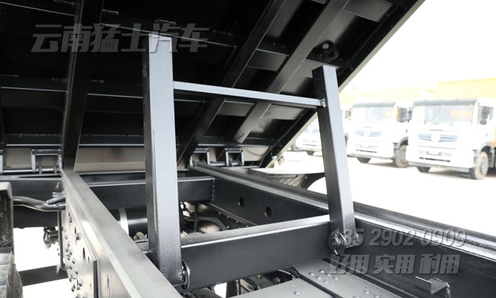東風大力神,DFL3258自卸汽車,大力神自卸車,6*4商用卡車,25噸重型自卸車,工地運輸車,拉土方拉石方,東風商用車出口