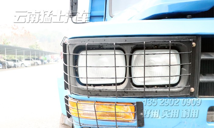 EQ2100自卸汽車,5噸尖頭自卸車,東風(fēng)藍(lán)自卸車,出口車專供,六驅(qū)自卸車,6*6公路運輸車