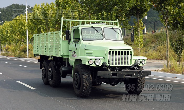 東風245,六驅(qū)長頭運輸車,6x6越野卡車,東風經(jīng)典老車,EQ2100出口直銷,加強型長頭卡車