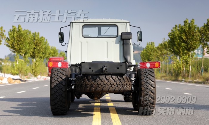 EQ2100E6D,6x6越野底盤,210馬力尖頭卡車,東風經典底盤,專用車出口,專用車改裝
