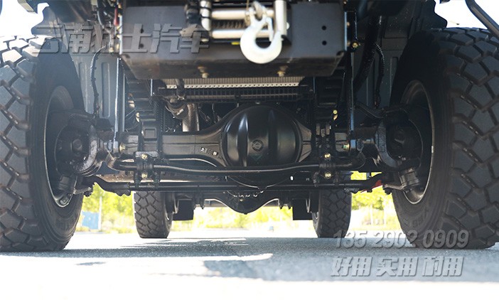 四驅越野保障車,升降尾板運輸車,液壓尾板車,東風運兵車